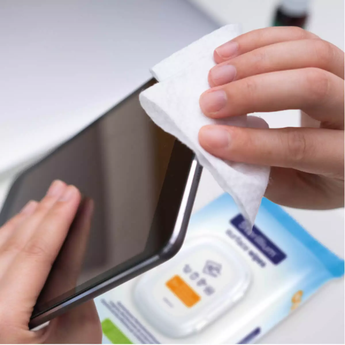  Sterillium surface wipes