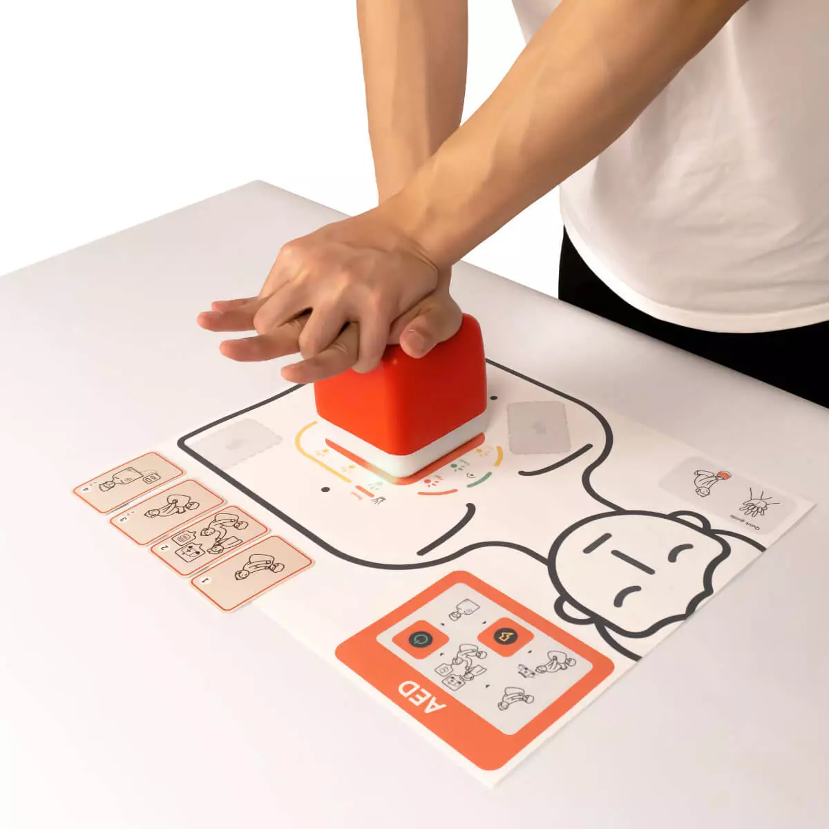 cprCUBE 2 Reanimationstrainer cprCUBE 2 Reanimationstrainer