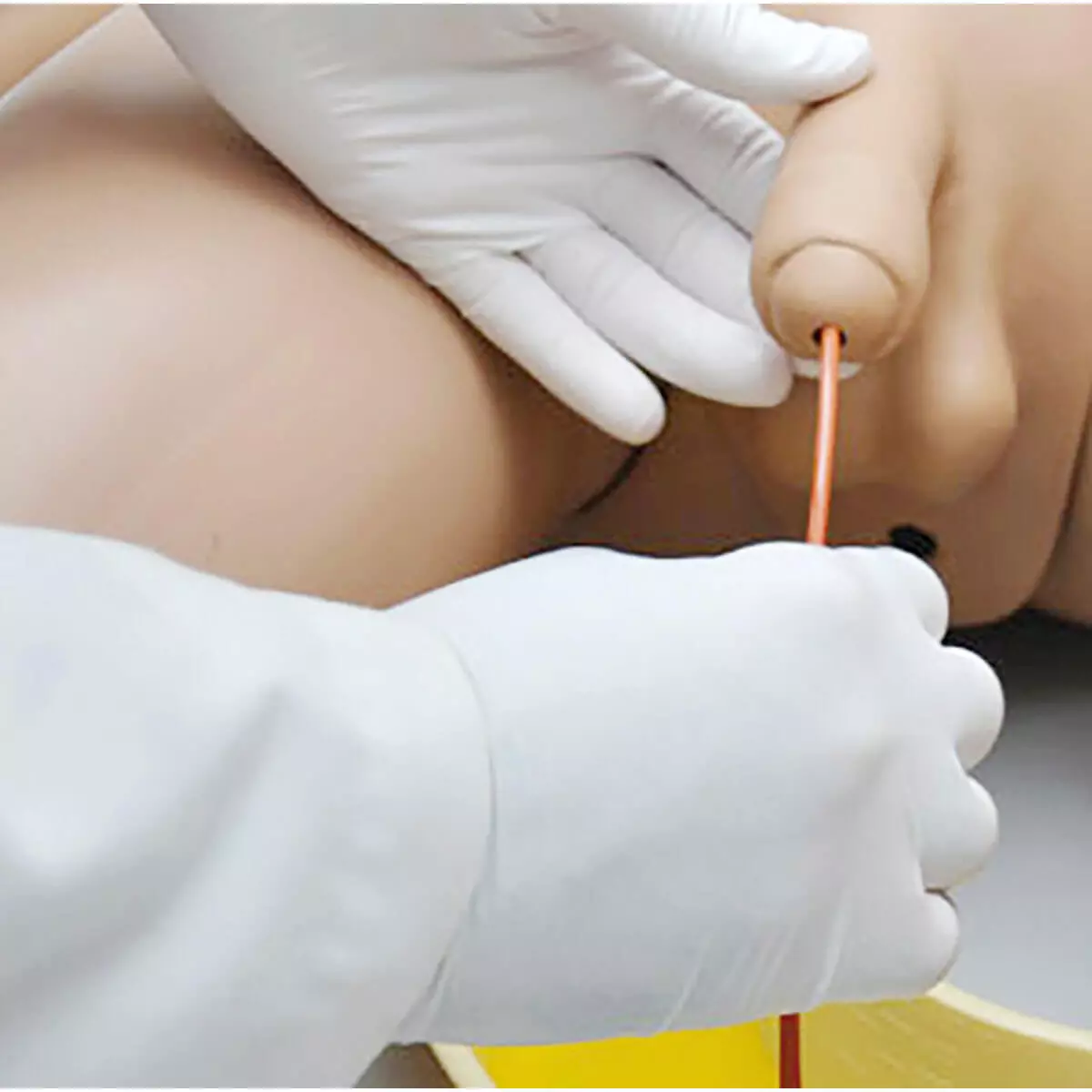  Mannequin de soins infirmiers version standard
