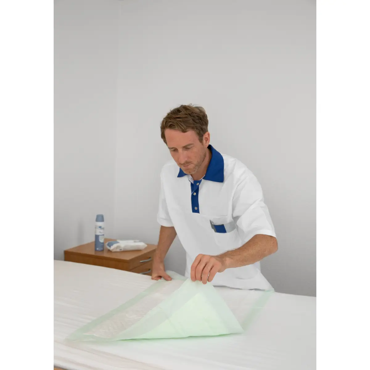 MoliCare Premium Bed Mat Bettschutzeinlagen 7 Tropfen MoliCare Premium Bed Mat Bettschutzeinlagen 7 Tropfen